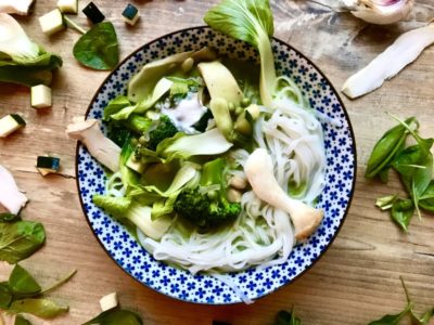 grüne Asia-Suppe vegan